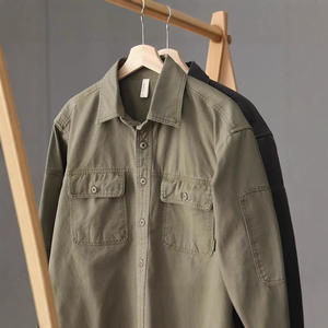 Veste chemise <span class=keywords><strong>grise</strong></span> et verte décontractée pour <span class=keywords><strong>homme</strong></span> Chemise <span class=keywords><strong>de</strong></span> <span class=keywords><strong>travail</strong></span> à manches longues délavée en détresse Loose American Retro pour le printemps et l'automne - Product Image 1