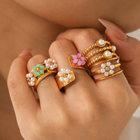 Chic18k Gold Mode Vintage Edelstahl Perlen ring Trend Nette Blume Plissee Dislokation Rosa Kristall Wide Open Engagement