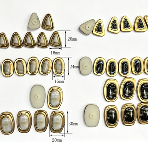 Breloques pour chaussures en résine effet marbre, base dorée en ABS, rivets à pression, décorations triangulaires et ovales pour sandales, clous de quincaillerie pour sacs - Product Image 3