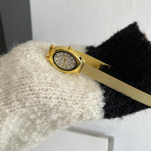 ヴィンテージファッションデザインの女性用腕時計<span class=keywords><strong>2026</strong></span>年高品質レトロ女性用腕時計クリスタルレトロクラシッククォーツウォッチ - Product Image 5