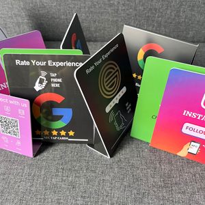 Với in kỹ thuật số và dập nóng kết thúc bề mặt từ nhựa carddesk thẻ, uốn thẻ, biển báo, thẻ tên - Product Image 2