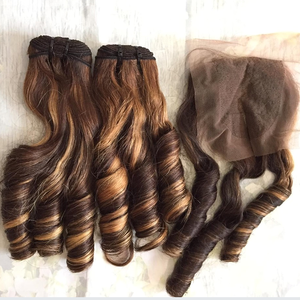 Vente en gros Faisceau de cheveux humains Extension de boucles françaises Cuticule alignée Vierge Paquets de cheveux humains bouclés avec fermeture France - Product Image 3