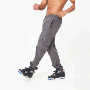 Pantaloni <span class=keywords><strong>Cargo</strong></span> personalizzati all'ingrosso pantaloni due pezzi Set pantaloni <span class=keywords><strong>Cargo</strong></span> in Nylon pantaloni <span class=keywords><strong>Cargo</strong></span> da uomo - Product Image 5