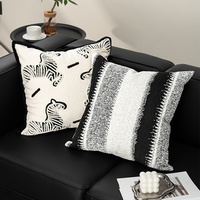 Housse de coussin décorative en jacquard chenille de luxe, motif zèbre, géométrique noir et blanc moderne, pour canapé