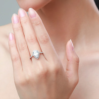 Nouvelle arrivée tendance, bague de mariage en argent sterling 925, forme goutte d'eau, moissanite couleur D, VVS, luxe léger et tendance