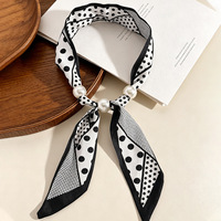 Nouveau Collier Polyvalent et Tendance en Perles d'Imitation avec Nœud Écharpe en Dentelle, Délicats Accents Perlés, Collier Cordon Élégant et Chic