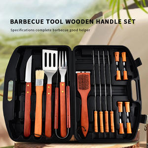 Juego de herramientas de barbacoa 18 en 1 de moda con estuche de transporte portátil negro Juego de accesorios de cocina de madera de acero inoxidable - Product Image 3
