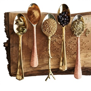 Juego de Cubiertos de latón y cobre de cinco cubiertos para el hogar, hotel y restaurante, juego de cubiertos para servir a un precio aceptable - Product Image 1