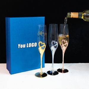 شعار مخصص على شكل قلب-فلوت حفلات زفاف حديث للاستخدام المنزلي كوبيه شامبانيا قابلة لإعادة الاستخدام - Product Image 2