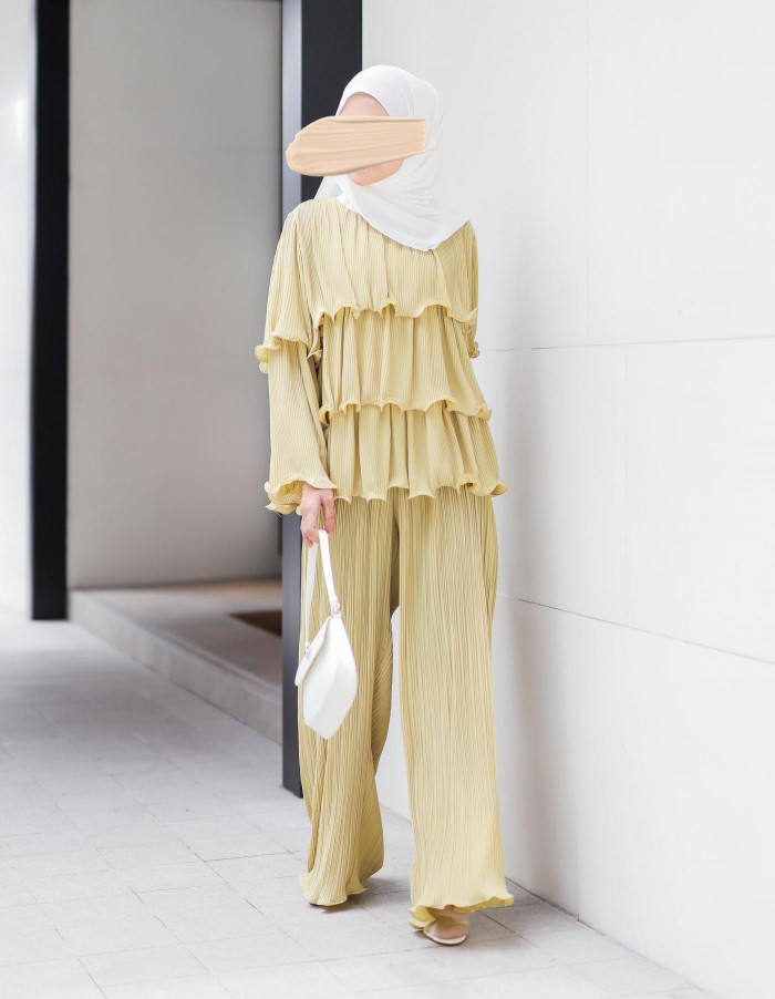 สีเหลือง