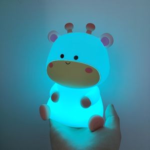 Veilleuse portable électrique pour bébé, adorable cerf en silicone avec LED, rechargeable par USB, changeant de couleur, pour chambre d'enfant - Product Image 2