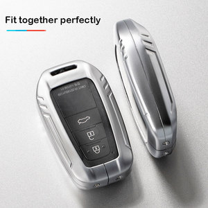 Nhà Máy Trực Tiếp Sợi Carbon Thực Trường Hợp Chìa Khóa Xe Kim Loại Kẽm Hợp Kim Xe Từ Xa <span class=keywords><strong>Key</strong></span> <span class=keywords><strong>Fob</strong></span> Bìa Phù Hợp Cho Toyota - Product Image 4