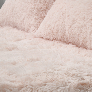 Couette en microfibre respirante ultra-douce pour la peau Ensembles de couettes de lit <span class=keywords><strong>boule</strong></span> de fourrure Literie de luxe - Product Image 6