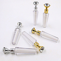 Vente en gros de tubes de brillant à lèvres vides de luxe en forme de dessus de diamant Conteneur de marque privée 3ml de tubes de brillant à lèvres en forme de diamant