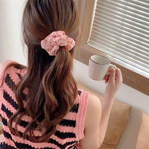 Chouchous floraux tendance en gros pour femmes, accessoires pour cheveux, élastiques pour queue de cheval, chouchous en tissu mignons et doux pour filles - Product Image 6