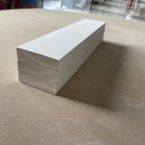Moulure de base coloniale en pin blanc apprêté pour la décoration intérieure, pour plinthe murale, vente en gros d'usine, panneau de bois - Product Image 3
