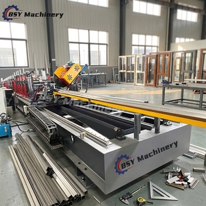 Machine de formage à froid de profilés en <span class=keywords><strong>P</strong></span> pour rayonnages à palettes, haute précision, pour la fabrication de systèmes de stockage industriels en <span class=keywords><strong>acier</strong></span> - Product Image 1