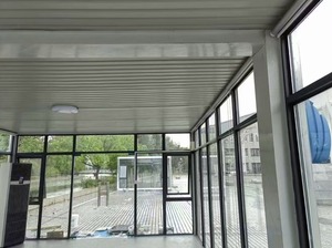 Casa Container 20ft di Lusso Estetica Raffinata con Vetro Personalizzabile Uffici a Tre Piani Pannello Sandwich Prefabbricato Modulare - Product Image 4