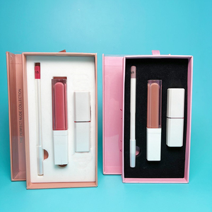Ensemble <span class=keywords><strong>de</strong></span> <span class=keywords><strong>maquillage</strong></span> <span class=keywords><strong>de</strong></span> <span class=keywords><strong>marque</strong></span> propre Kits pour les lèvres Boîtes d'emballage avec logo personnalisé Coffret <span class=keywords><strong>de</strong></span> rouge à lèvres mat imperméable et <span class=keywords><strong>de</strong></span> crayon à lèvres - Product Image 2