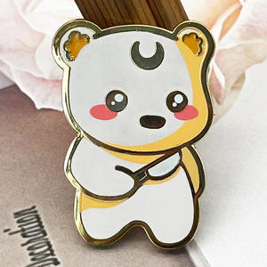 Precio de fábrica: Pin de solapa de esmalte duro personalizado con logo de animal, diseño de vaca toro valiente de dibujos animados, bonito y adorable - Product Image 6