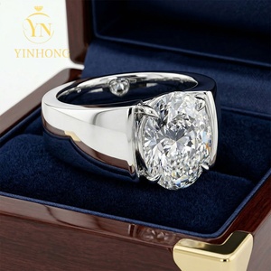 Anello da Uomo in Argento 925 con Moissanite Taglio Ovale Personalizzato, Gioiello Raffinato per <span class=keywords><strong>Fidanzamento</strong></span> e Matrimonio - Product Image 6