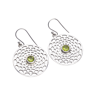 Boucle d'oreille péridot verte naturelle pour filles et femmes, bijoux faits à la main en argent sterling 925, vente en gros - Product Image 1