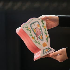 Vaso in Ceramica a Doppia Faccia con Notturna e Rosa Disegnati a Mano, Ispirato ad Oscar Wilde, Vaso Creativo Ornamento da Tavolo per Soggiorno - Product Image 4
