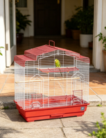 Cage à oiseaux décorative rouge avec toit, en fil métallique durable thermolaqué, perchoirs en bois et mangeoires transparentes pour animaux de compagnie