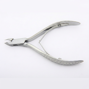 Coupe-cuticule professionnel en acier inoxydable coupe-callosités avec poignée imprimée élimination efficace des callosités cuticules - Product Image 1