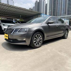 <span class=keywords><strong>Skoda</strong></span> <span class=keywords><strong>Octavia</strong></span> <span class=keywords><strong>2022</strong></span> de Segunda Mano, Gasolina, Bajo Consumo, 1.5L, 5 Plazas, Hatchback, Confortable, <span class=keywords><strong>Precio</strong></span> Económico, Autos Usados - Product Image 1