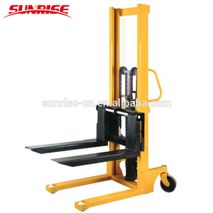 Carrello Elevatore Manuale Idraulico <span class=keywords><strong>CTY</strong></span> da 1000 kg (1 Tonnellata) con Forche da 1,6 m e Ruote in Nylon per Pavimentazioni Esterne - Product Image 4