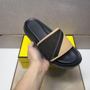 Sandalias de una Sola Tira para Hombre, Parte Superior de Cuero Genuino, Plantilla Acolchada Suave, Suela de Goma Gruesa, Transpirables, Ligeras, Punta Abierta - Product Image 4