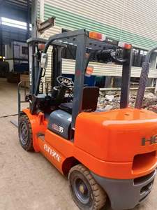 Carretilla Elevadora Diésel con Cabina, 3 Toneladas, 5 Toneladas, 7 Toneladas, Nueva, Motor ISUZU Japonés, Neumáticos Sólidos, Mástil de 3 Etapas, Posición de Horquilla, EPA/Euro 5, 4WD, 3500 mm - Product Image 2