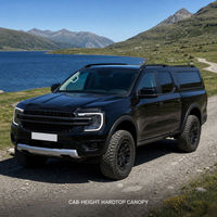 Couverture de benne rigide pour camionnette avec barre de feux stop LED et vitre de confidentialité noire mate pour pick-up de taille moyenne