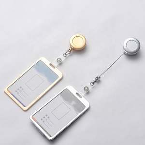 <span class=keywords><strong>Porte</strong></span>-cartes de travail en métal avec bobine d'insigne en plastique rétractable pour le personnel médical hospitalier Clip de carte d'identité <span class=keywords><strong>porte</strong></span>-clés - Product Image 2