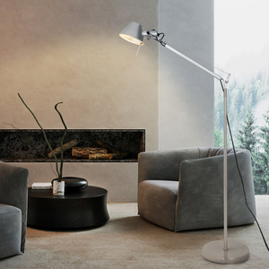 Lámpara de Pie Moderna de Estilo Mecánico, Ajustable en Múltiples Ángulos, Lámpara de Pie de Diseño Artístico para Sala de Estar y Dormitorio - Product Image 2