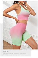 Ensemble de yoga vert sans couture en Spandex/Nylon, comprenant un soutien-gorge sexy et un pantalon liftant les fesses, avec short d'exercice pour le fitness