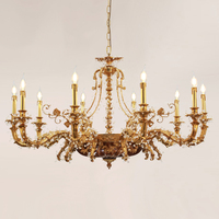 Lustre suspendu LED de taille moyenne, style baroque européen vintage classique, finition laiton doré, éclairage de luxe pour hôtel