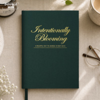 Diario Guiado de Reflexión y Mindfulness con Cubierta de Tela de Lino Verde Oscuro Personalizada, Encuadernado Cosido y con Marcapáginas de Cinta