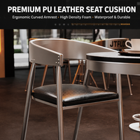 Ensemble table et chaises en fer forgé de style industriel, mobilier commercial personnalisable pour les salons de thé et les bars