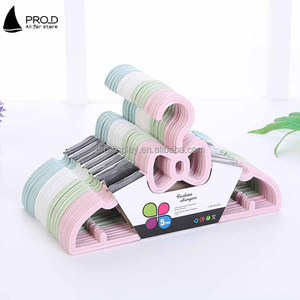 Organizador de armario para habitación de niños, perchas de plástico con forma de lazo para ropa - Product Image 3