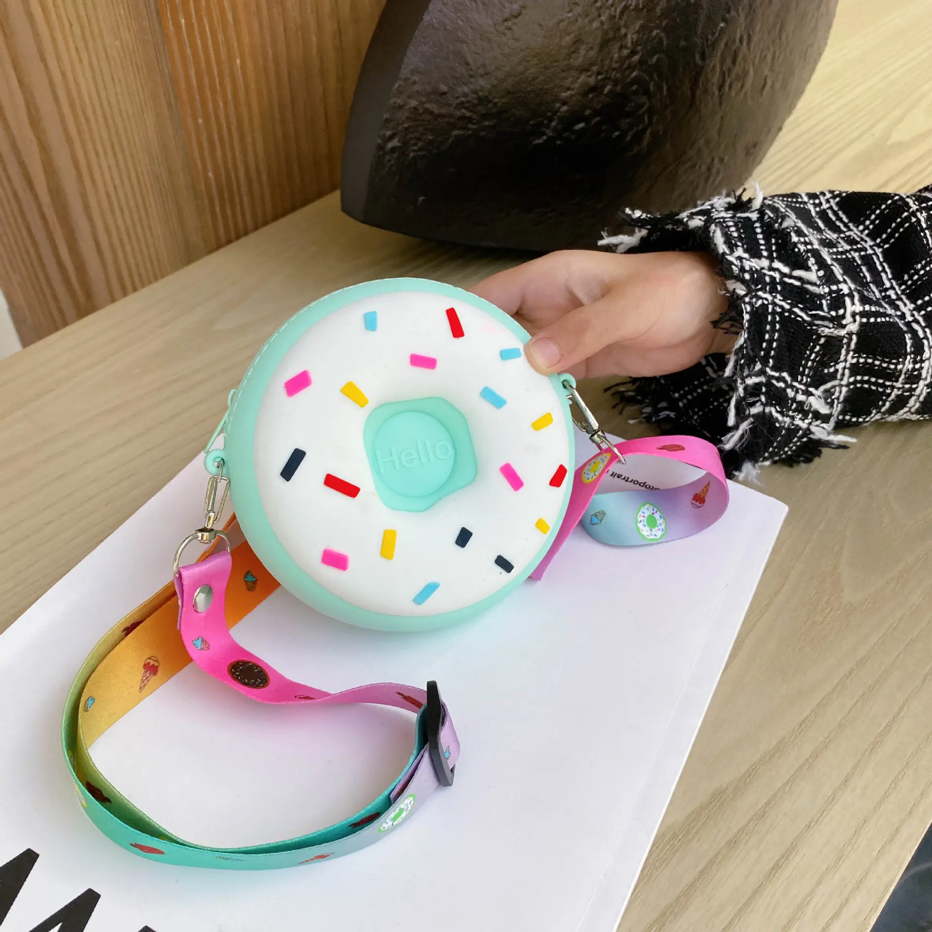 Großhandel Donutform Silikon Crossbody-Tasche bunt Kawaii niedlich klein Kinder-Geldbörse Reißverschluss verstellbare Schultertasche