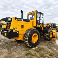 Chargeuse sur pneus Komatsu WA380 d'occasion, chargeuse frontale articulée, moteur diesel avec dents de godet pour chantier de construction