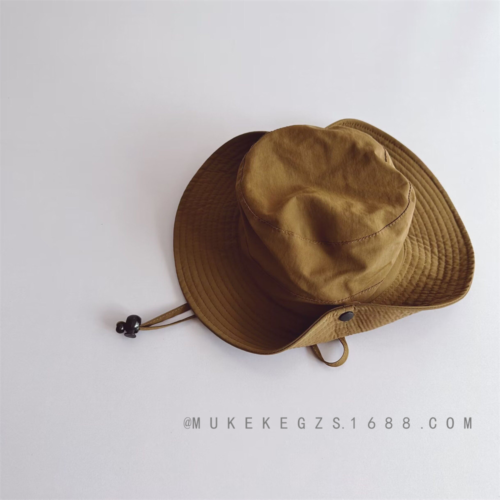 Stile bambino marrone