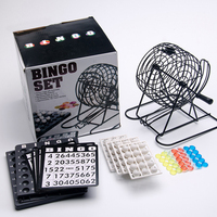 En gros Ensemble de jeu de bingo avec cage de 6 pouces en métal, tableau de tirage, jetons de bingo en plastique et cartes de bingo