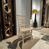 Chaises Chiavari en bois massif de Chine Mobilier de fête de banquet doré moderne Salon extérieur Utilisation de restaurant Mariages Événements