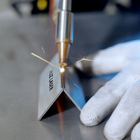 Hochpräzise 3000W 6000W 4-in-1 Tragbare Faserlaser-Schweißmaschine mit Doppeldrahtvorschub für Metall