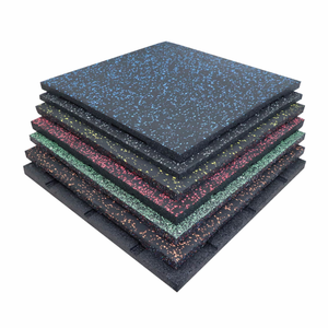 Dalles <span class=keywords><strong>de</strong></span> sol carrées pour salle <span class=keywords><strong>de</strong></span> sport intérieure, <span class=keywords><strong>tapis</strong></span> <span class=keywords><strong>de</strong></span> sol durable pour salle <span class=keywords><strong>de</strong></span> sport, <span class=keywords><strong>tapis</strong></span> <span class=keywords><strong>de</strong></span> sol en caoutchouc insonorisant pour lieux sportifs - Product Image 1