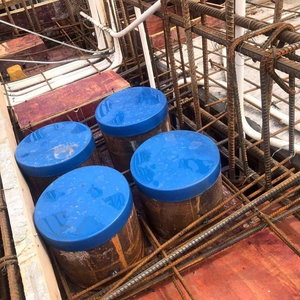 Blue <b>Plastic</b> Protective End Cap Dustproof Pipe Cover for Steel Tube Natural Gas Pipe External Buckle Design, Made in China - Product Image 5