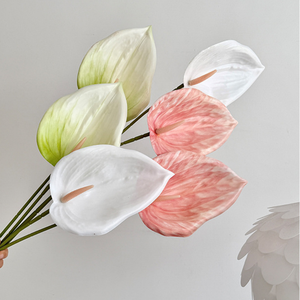 Fleur artificielle réaliste en Anthurium rouge imprimée en 3D avec effet filmé pour la décoration <span class=keywords><strong>de</strong></span> scène <span class=keywords><strong>de</strong></span> mariage et la photographie - Product Image 3